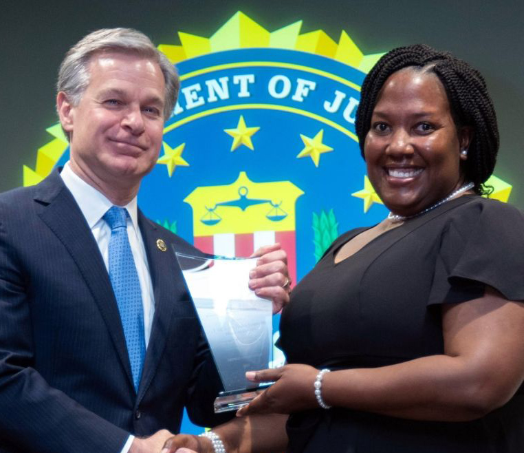 Dee Sorel receives leadership award from FBI