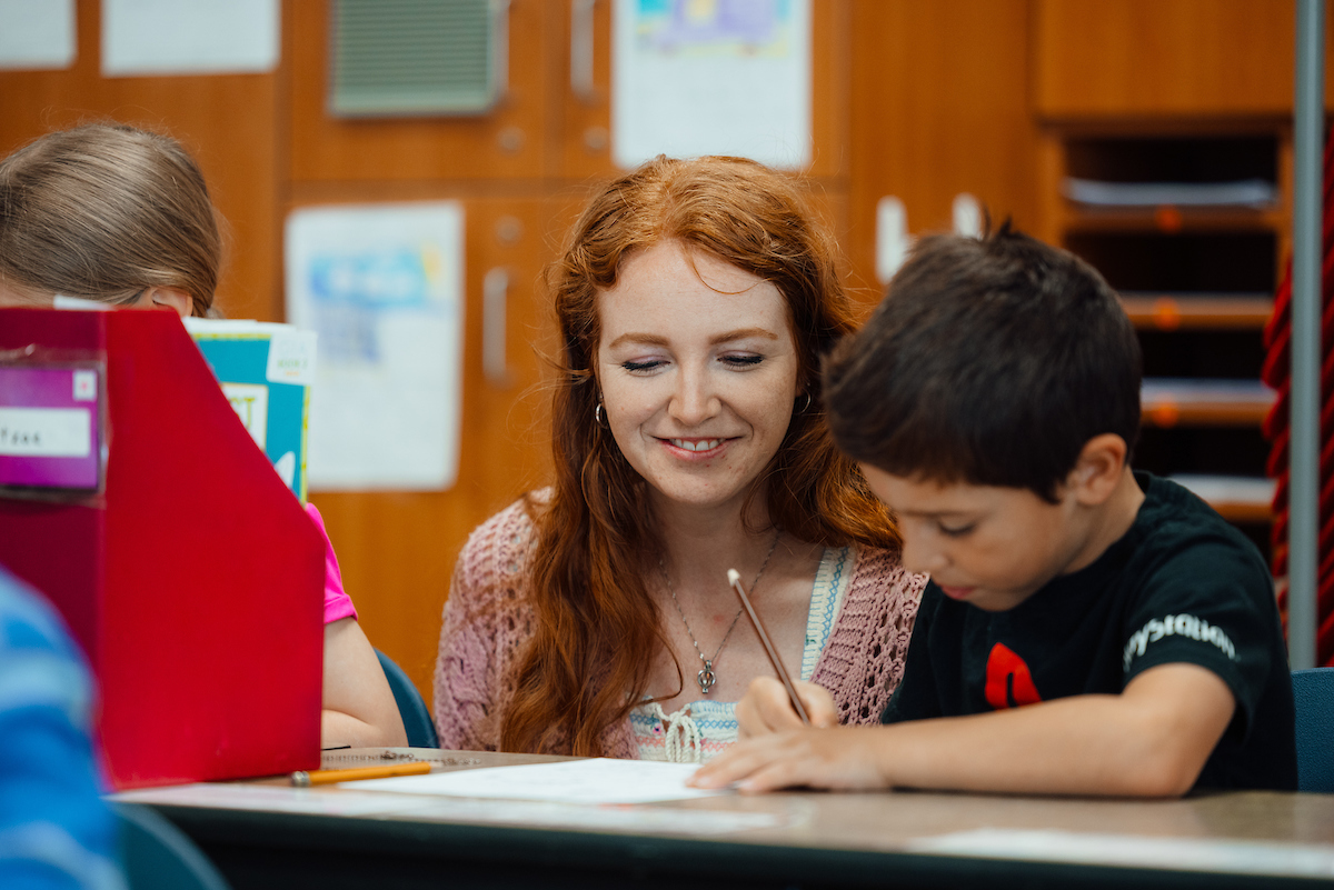 School psychology candidate working with student